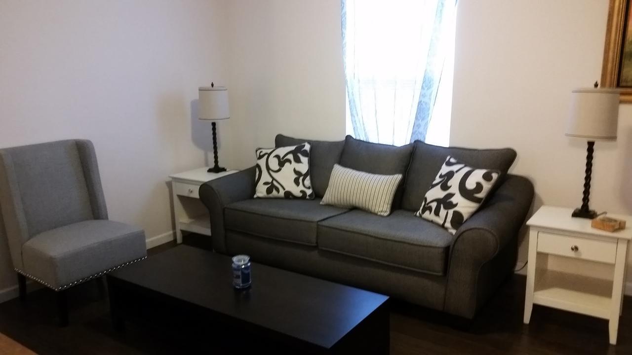 1551 Sturm Ave Apartment Индианаполис Екстериор снимка