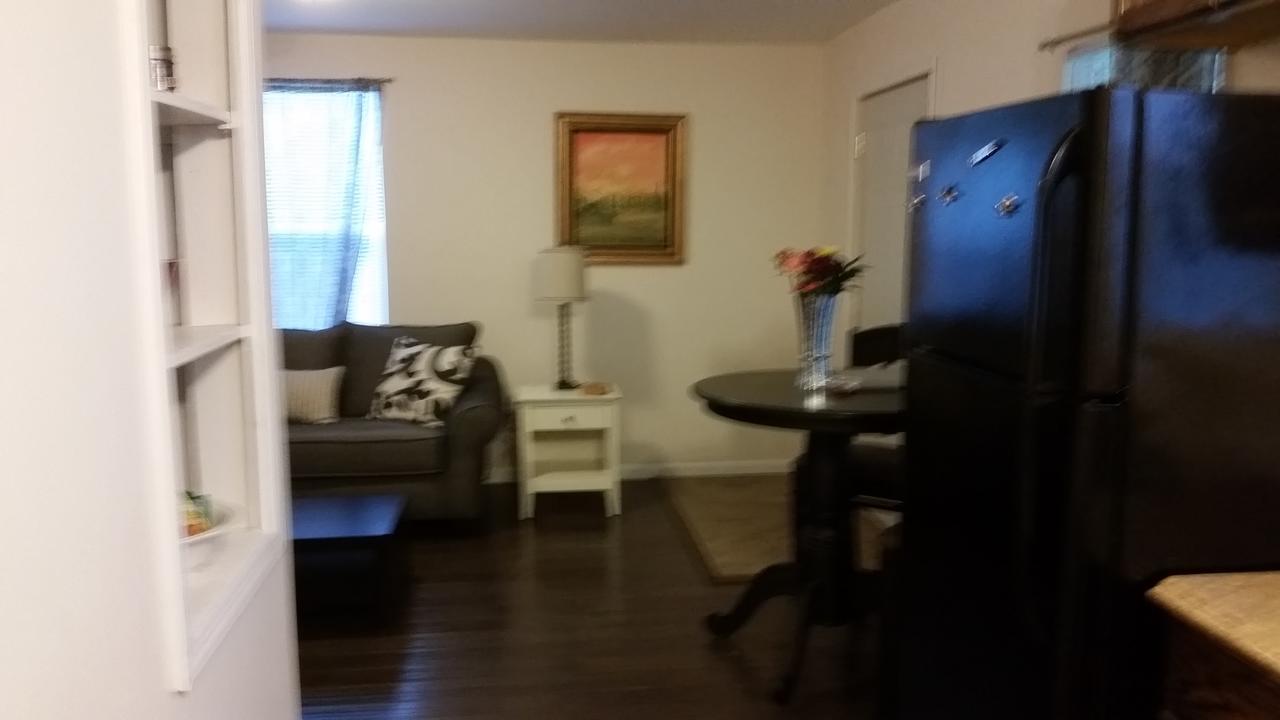 1551 Sturm Ave Apartment Индианаполис Екстериор снимка